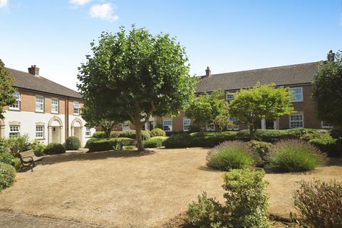 2 bedroom flat for sale, Eastgate Gardens, Taunton