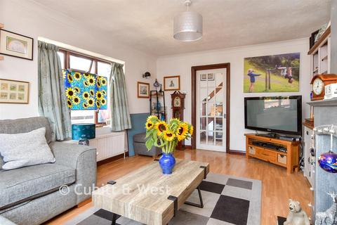 5 bedroom detached bungalow for sale, Farm Hill, Brighton BN2