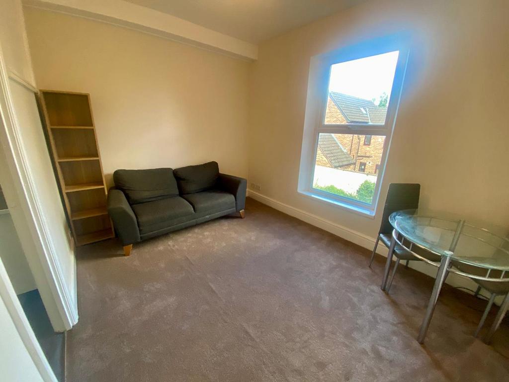 Apartment in Manchester - View 3