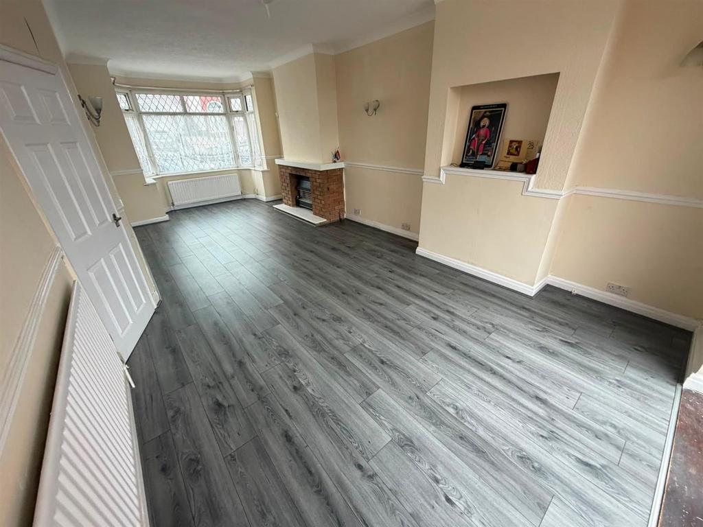 House in Sandwell, West Midlands - View 3