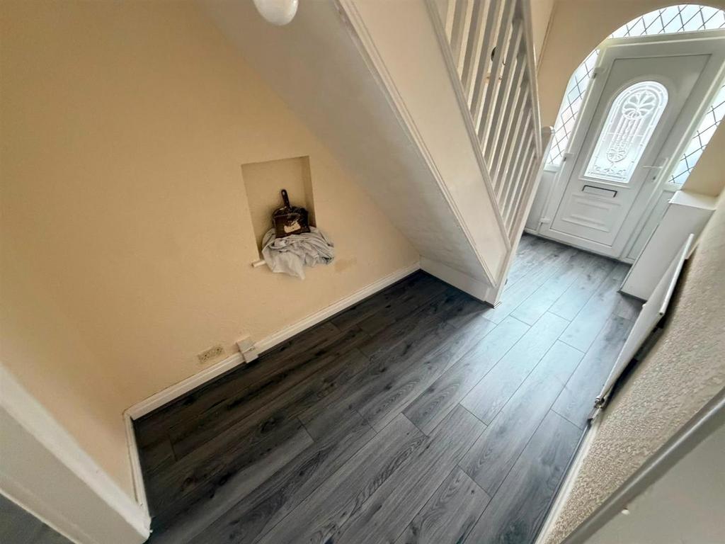 House in Sandwell, West Midlands - View 5