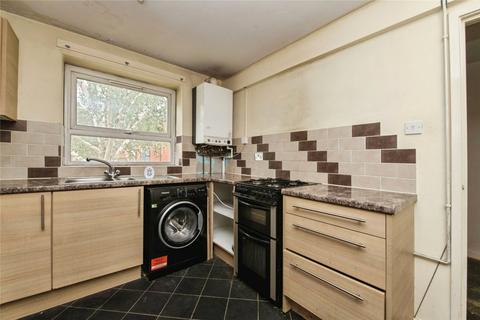 2 bedroom flat for sale, Newtown Close, Exeter, Devon, EX1
