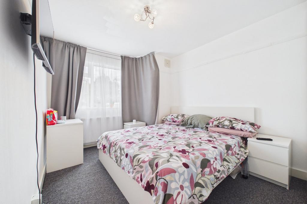 Apartment in Reading, Whitley - View 4