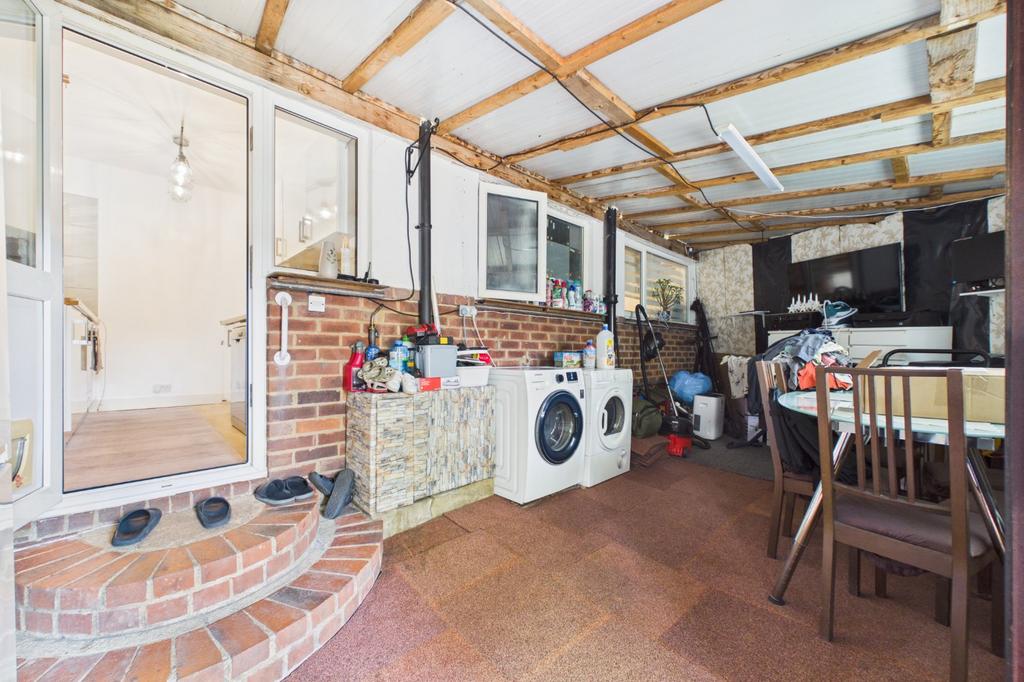 Apartment in Reading, Whitley - More