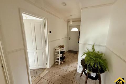 2 bedroom ground floor maisonette to rent, Sweetmans Road, Oxford, oxfordshire, OX2