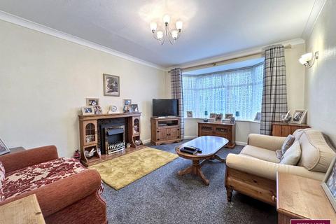 2 bedroom detached bungalow for sale, Franklyn Avenue, Prestatyn, Denbighshire LL19 7ED
