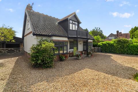 3 bedroom detached house for sale, Horning Road West, Hoveton, Norwich, Norfolk, NR12