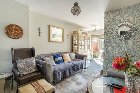 4 bedroom terraced house for sale, Alpine Close, Epsom, KT19