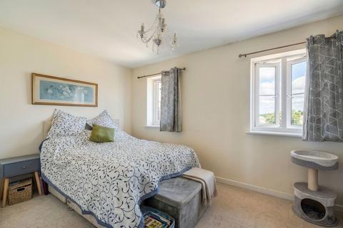 4 bedroom terraced house for sale, Alpine Close, Epsom, KT19
