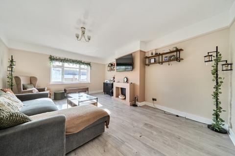 2 bedroom flat for sale, Castle Lane West, Bournemouth, BH9