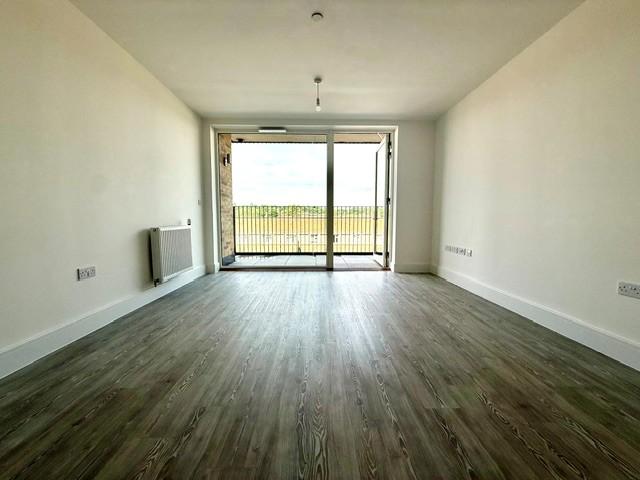 Apartment in Chigwell - View 3