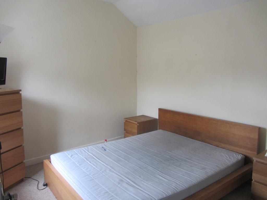 House in Cardiff - View 3
