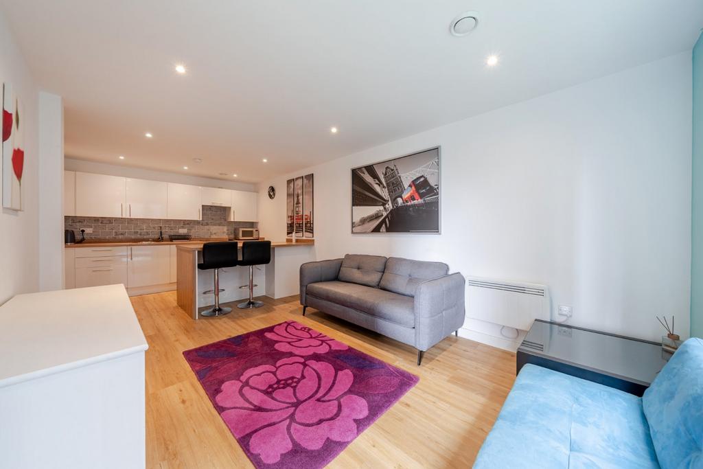 Apartment in Manchester - View 3