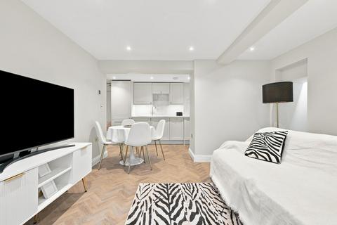 1 bedroom flat for sale, Hermon Hill, Wanstead