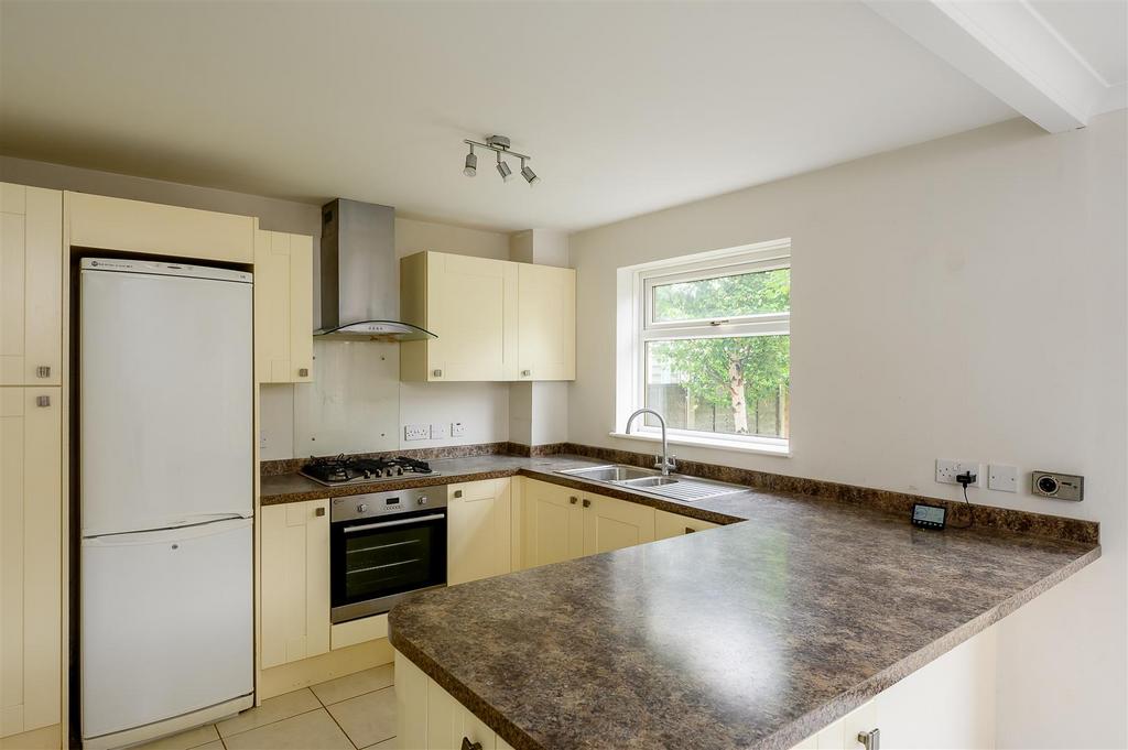 House in York, Acomb Park, Woodthorpe - More