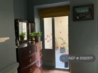 Apartment in Brighton, Brunswick - View 2