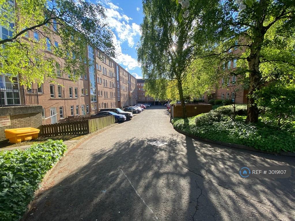 Apartment in Glasgow - More