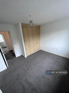 3 bedroom end of terrace house to rent, Shropshire Court, Bletchley, MK3