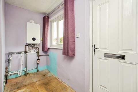 2 bedroom semi-detached house for sale, Queensway, Didcot
