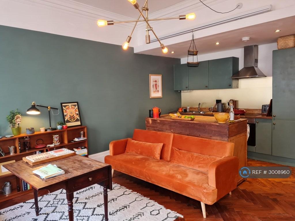 Apartment in Sheffield - View 3