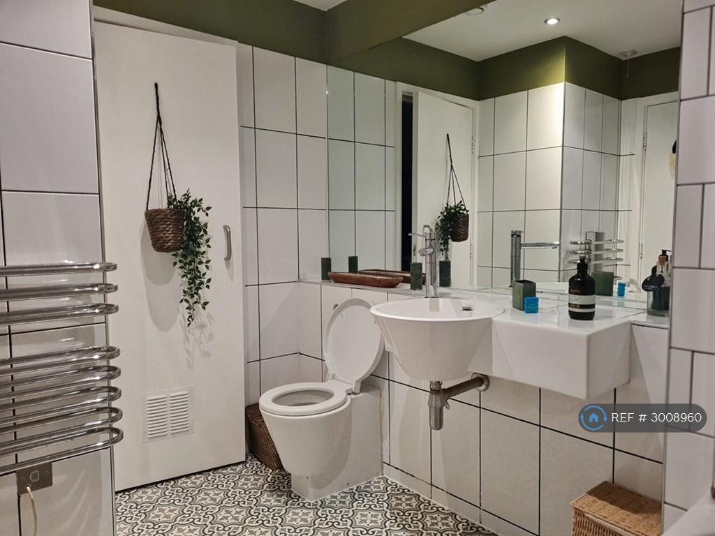Apartment in Sheffield - More