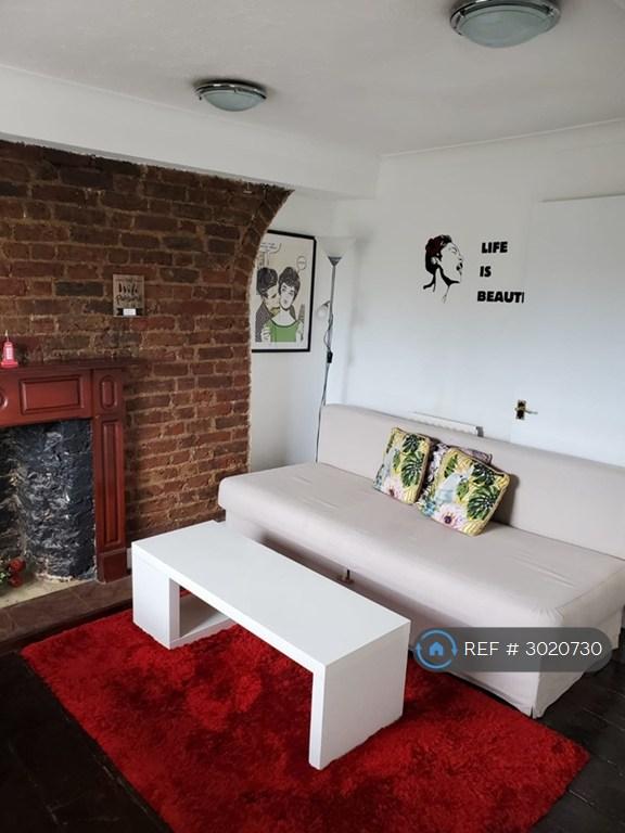 Apartment in London - View 3