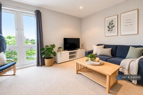 2 bed flat/apartment for rent in Amalfi House, Cardiff, CF10