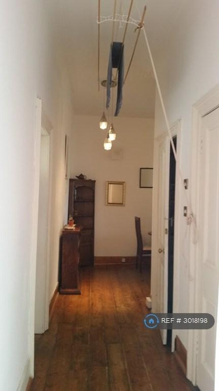 Apartment in Edinburgh - More
