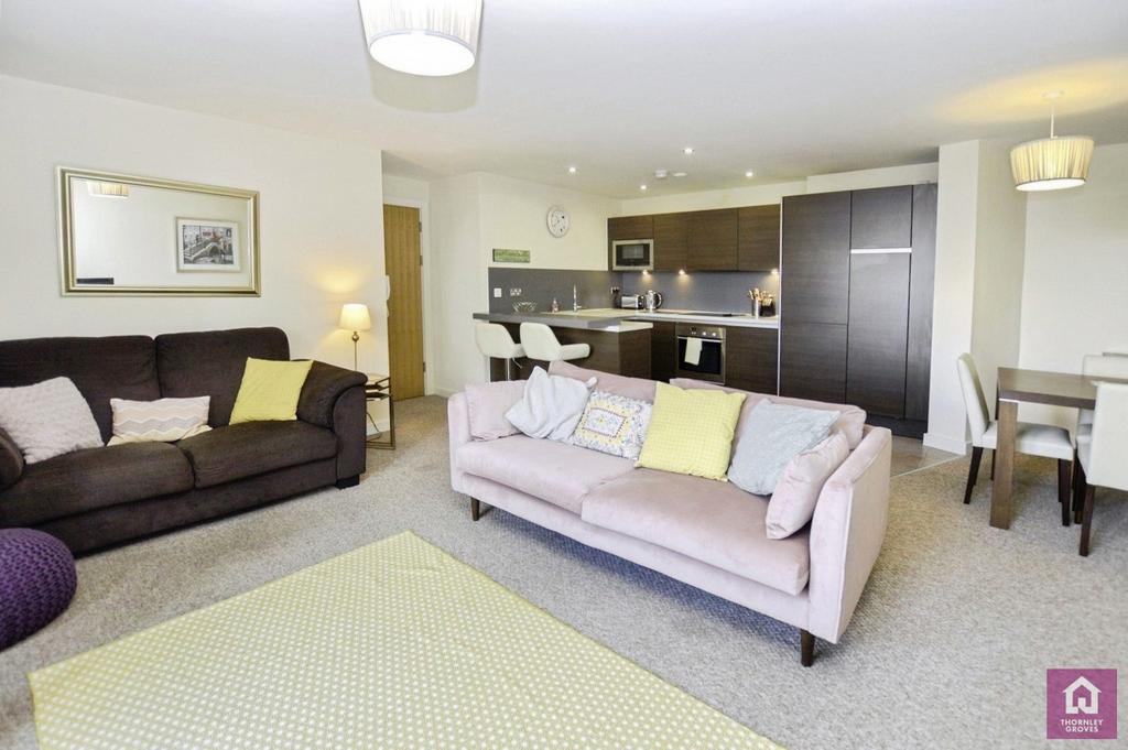 Apartment in Manchester, Castlefield, City Centre - View 3
