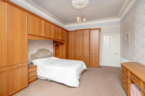 4 bedroom end of terrace house for sale, 46 Saughtonhall Drive, Edinburgh, EH12 5TN