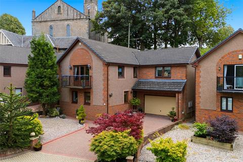 4 bedroom detached house for sale, 5 Telford Court, Bannockburn, Stirling, FK7