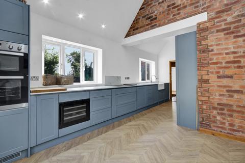 5 bedroom country house for sale, Boreley Lane, Lineholt, Ombersley Worcestershire, WR9 0LF
