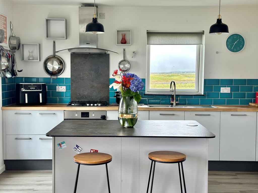House in Isle of North Uist, Eilean Siar - View 2