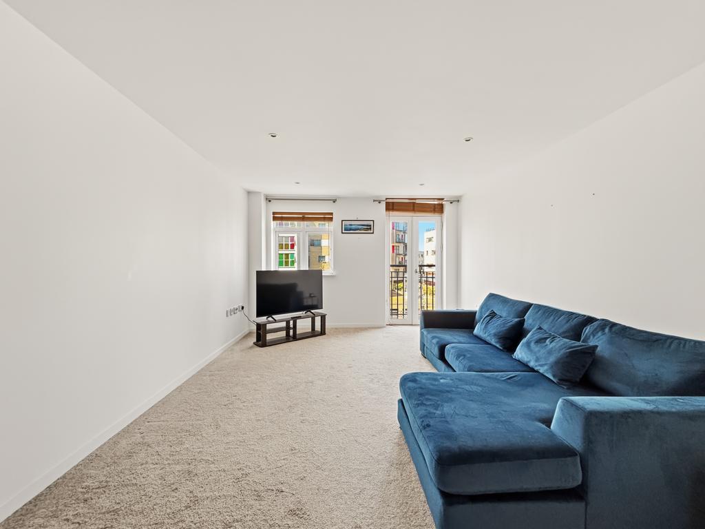 Apartment in Cambridge - View 3