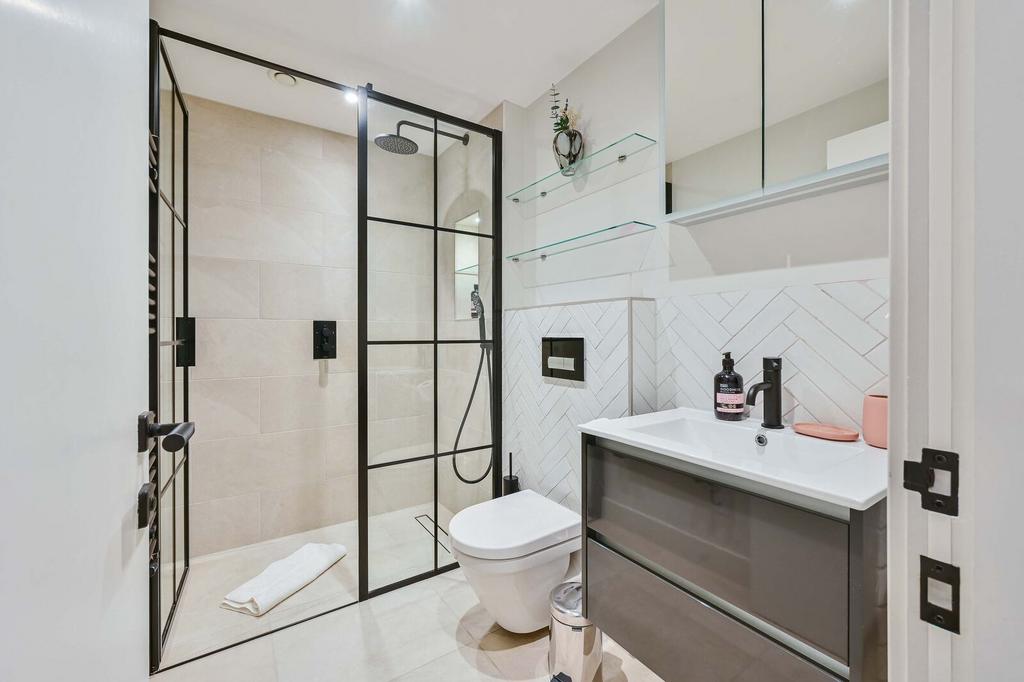 Apartment in London - More