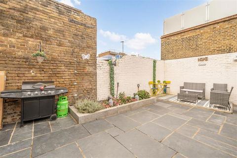 2 bedroom terraced house for sale, Earlswood Street, London SE10