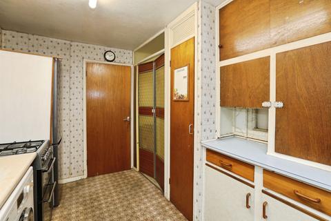 3 bedroom semi-detached house for sale, Faraday Avenue, East Grinstead