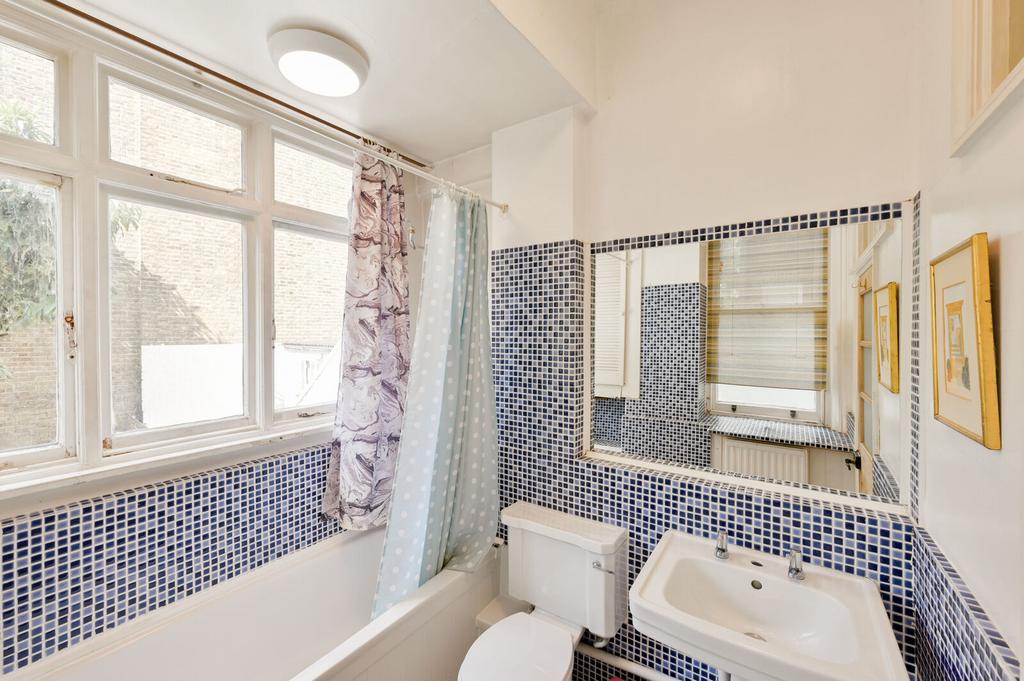 Apartment in London, West Kensington - View 5