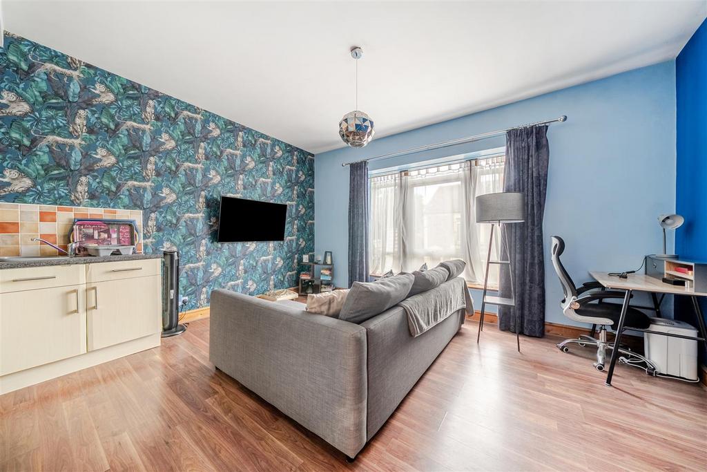 Apartment in Bristol - View 2
