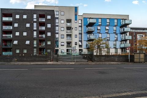 2 bedroom apartment for sale, Homesdale Road, Bromley