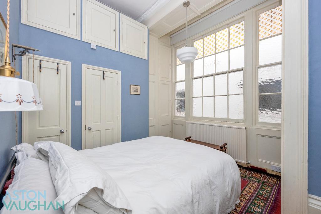 Apartment in East Sussex - More