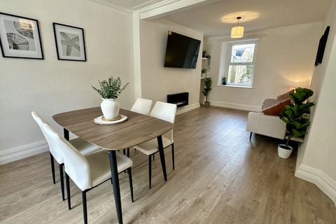 2 bedroom terraced house for sale, Newry Street, Holyhead, Anglesey, LL65