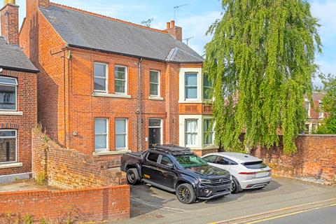 1 bedroom flat to rent, St Davids House, 6 Chapel street, Wrexham, LL13