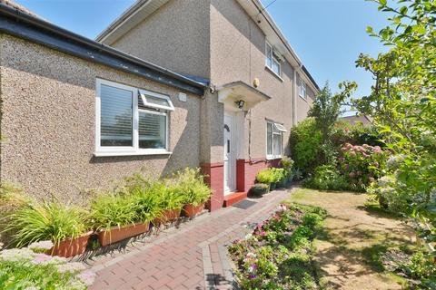 4 bedroom semi-detached house for sale, Waterbeach Road, Slough