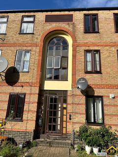 Nightingale way, London, United Kingdom, E6