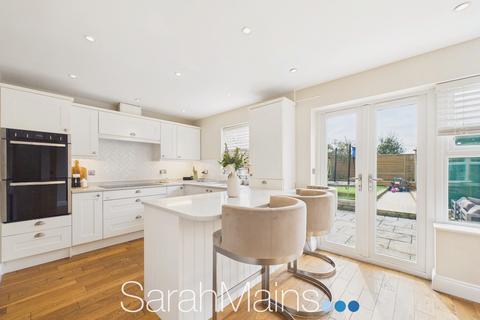 4 bedroom detached house for sale, Orchard Grove, Stanley, DH9