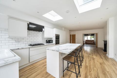 4 bedroom terraced house for sale, Brunswick Grove, Friern Barnet, London, N11