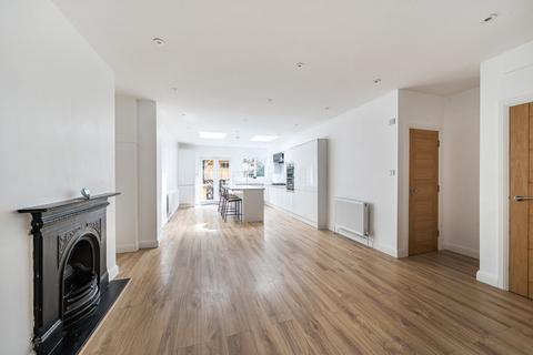 4 bedroom terraced house for sale, Brunswick Grove, Friern Barnet, London, N11