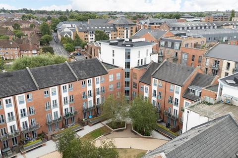 2 bedroom apartment for sale, Pond Garth, York