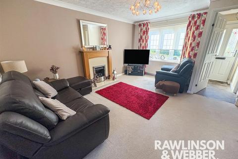 3 bedroom semi-detached house for sale, Kings Chase, East Molesey KT8